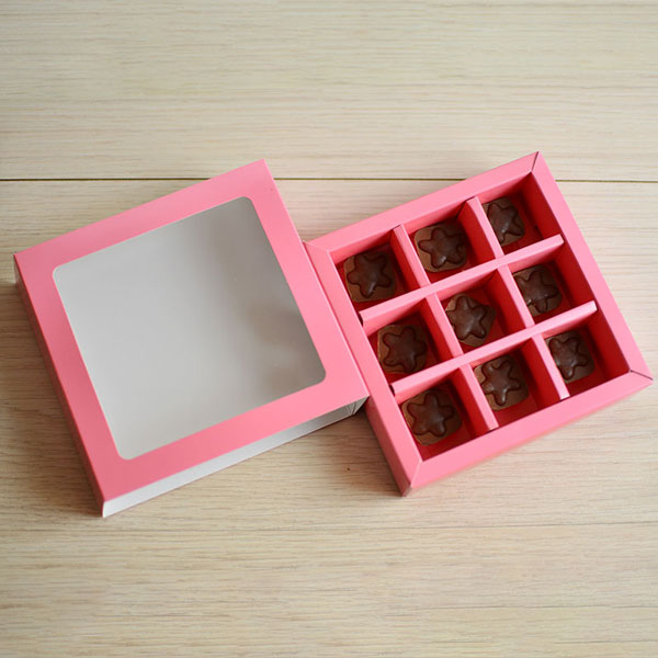 Коробочка для конфет розовая прозрачная крышка
